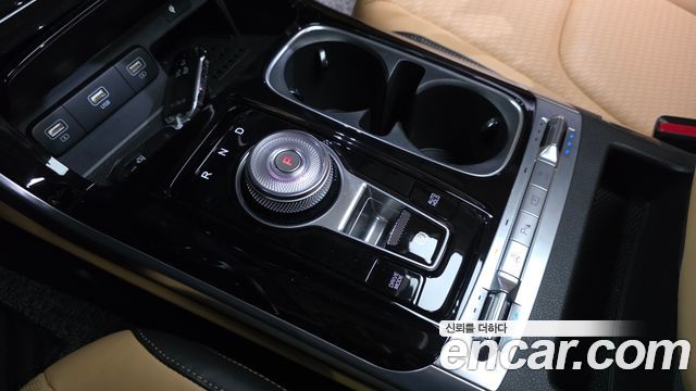 Kia Canival 2023 — photo 12