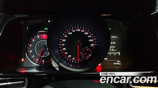 Hyundai AVANTE 2023 — photo 11