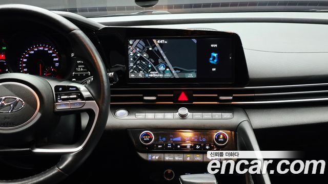 Hyundai AVANTE 2023 — photo 19