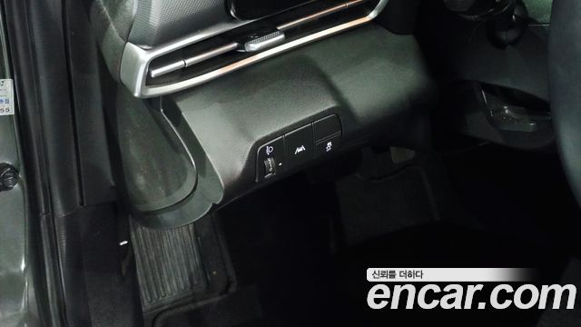 Hyundai AVANTE 2023 — photo 25