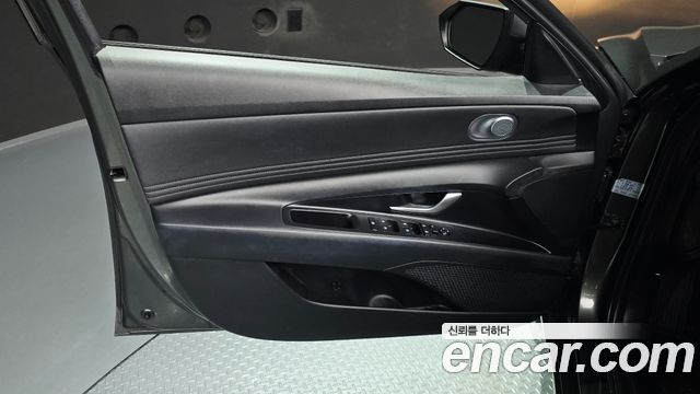 Hyundai AVANTE 2023 — photo 14