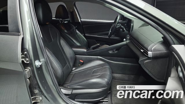 Hyundai AVANTE 2023 — photo 16