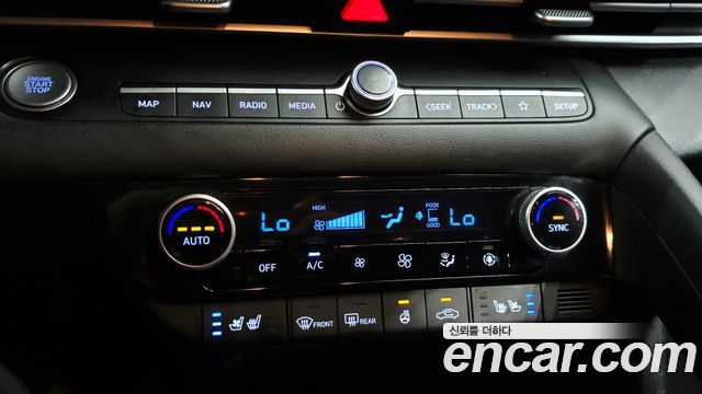 Hyundai AVANTE 2023 — photo 28