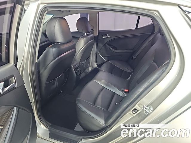 Kia K5 2015 — photo 12