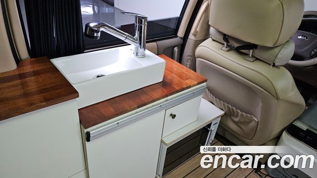 Kia Canival 2013 — photo 18