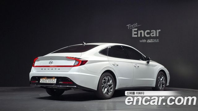 Hyundai Sonata 2022 — photo 2
