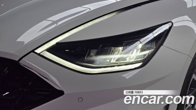 Hyundai Sonata 2022 — photo 8
