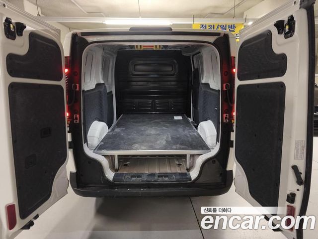 Kia PV5 2026 — photo 5