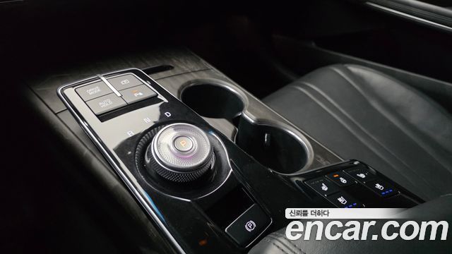 Kia K8 2022 — photo 12