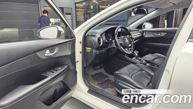 Kia K3 2019 — photo 10