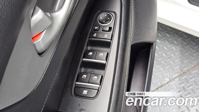 Kia K3 2019 — photo 17
