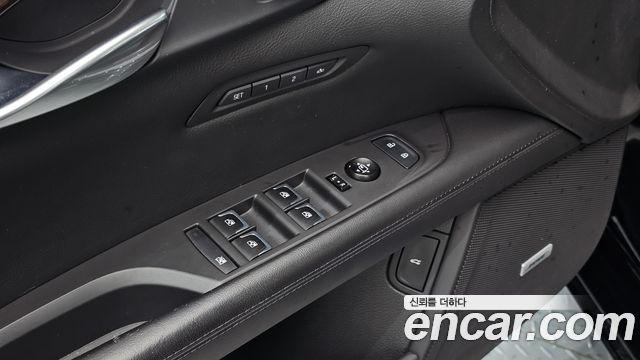 Cadillac CT6 2017 — photo 17