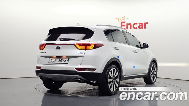 Kia Sportage 2018 — photo 2