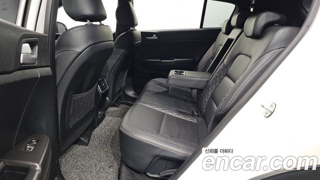 Kia Sportage 2018 — photo 11