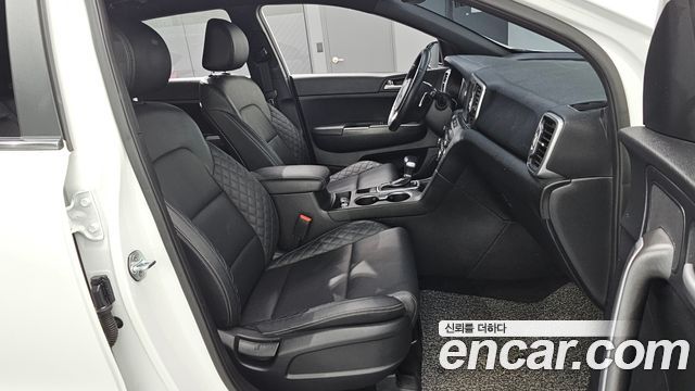 Kia Sportage 2018 — photo 12