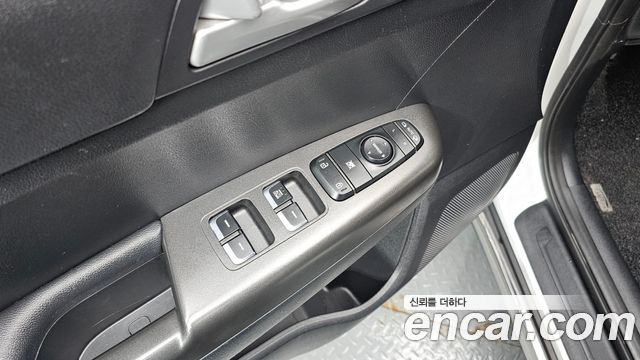 Kia Sportage 2018 — photo 13