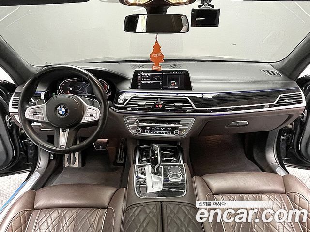 BMW 7-Series 2022 — photo 7