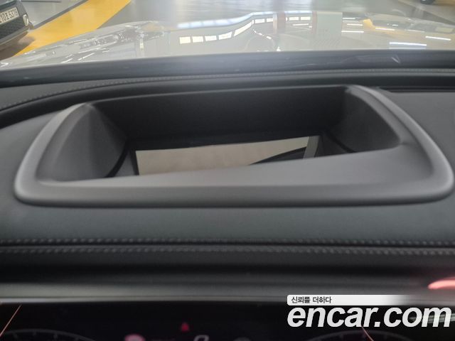 Mercedes-Benz GLC-Class 2026 — photo 15