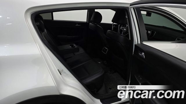 Kia Sportage 2018 — photo 18