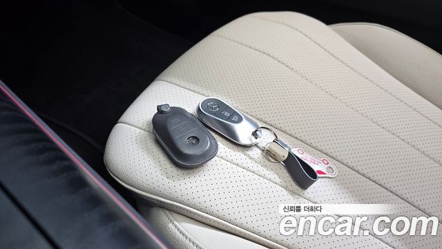 Mercedes-Benz E-Class 2024 — photo 21