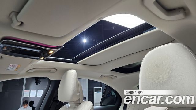Mercedes-Benz E-Class 2024 — photo 22