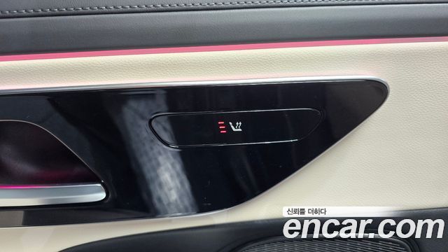 Mercedes-Benz E-Class 2024 — photo 31