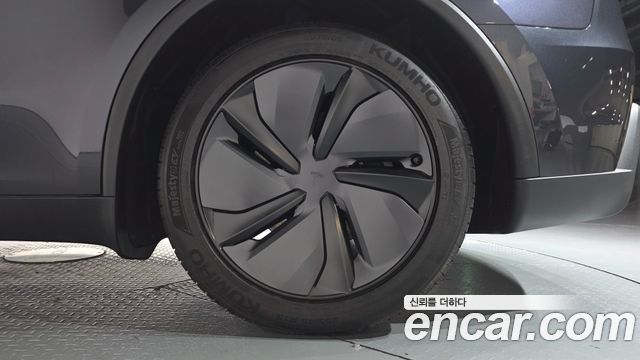 Tesla Model Y 2026 — photo 7
