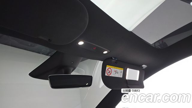 Tesla Model Y 2026 — photo 33