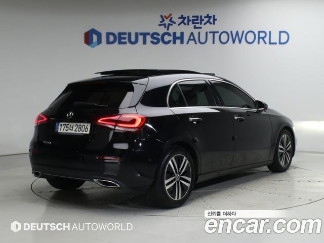 Mercedes-Benz A-Class 2021 — photo 2