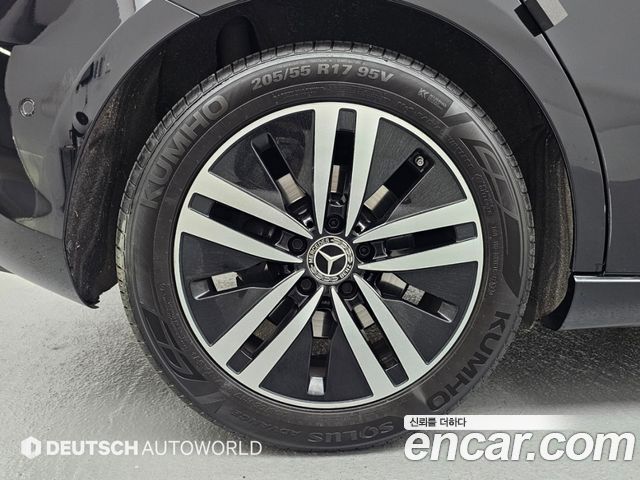 Mercedes-Benz A-Class 2021 — photo 5