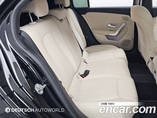 Mercedes-Benz A-Class 2021 — photo 12
