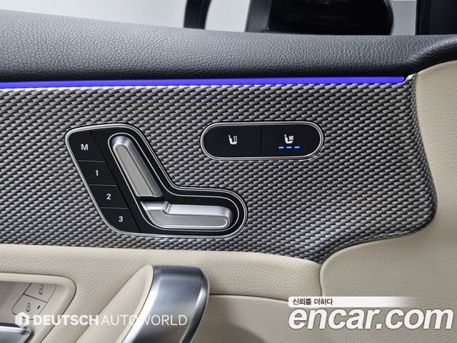 Mercedes-Benz A-Class 2021 — photo 17