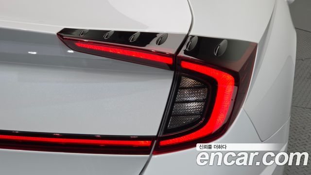 Hyundai Sonata 2020 — photo 9