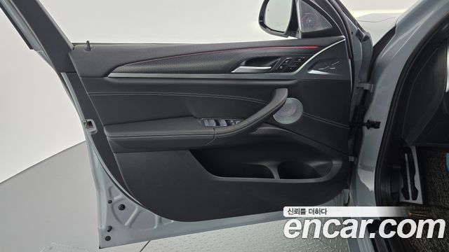 BMW X4 2022 — photo 14