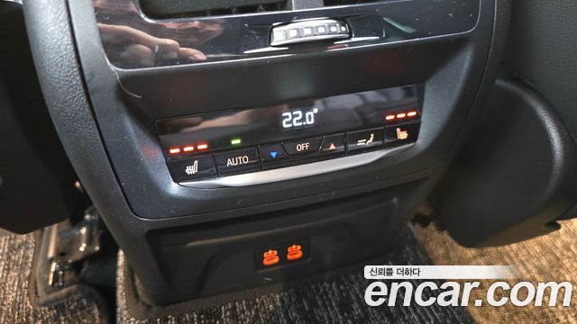BMW X4 2022 — photo 28