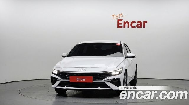 Hyundai AVANTE 2025 — photo 3