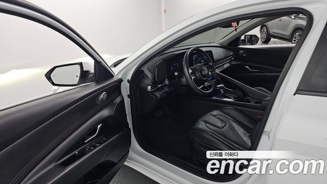 Hyundai AVANTE 2025 — photo 10