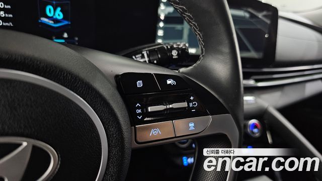 Hyundai AVANTE 2025 — photo 17