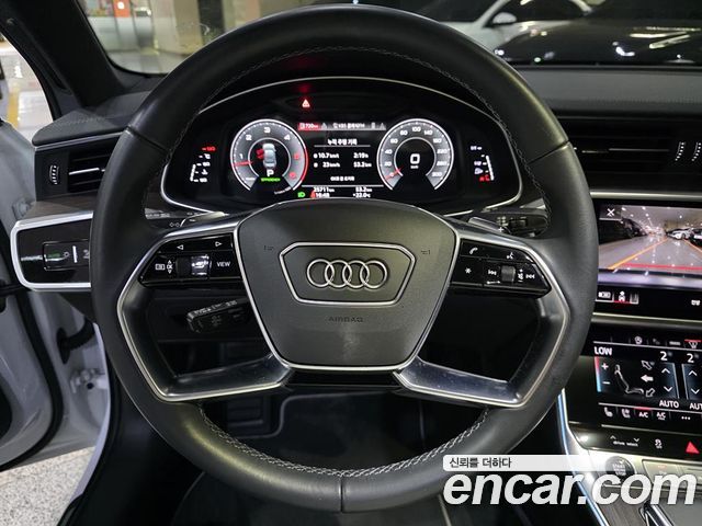 Audi A6 2022 — photo 8