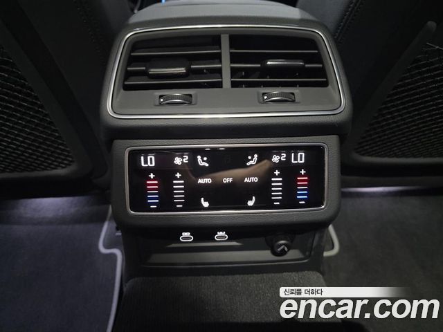 Audi A6 2022 — photo 14