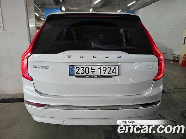 Volvo XC90 2024 — photo 3