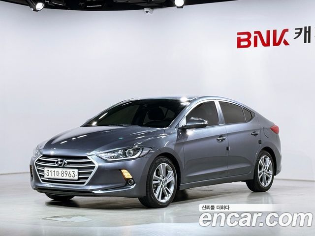 Hyundai AVANTE 2018 — photo 1