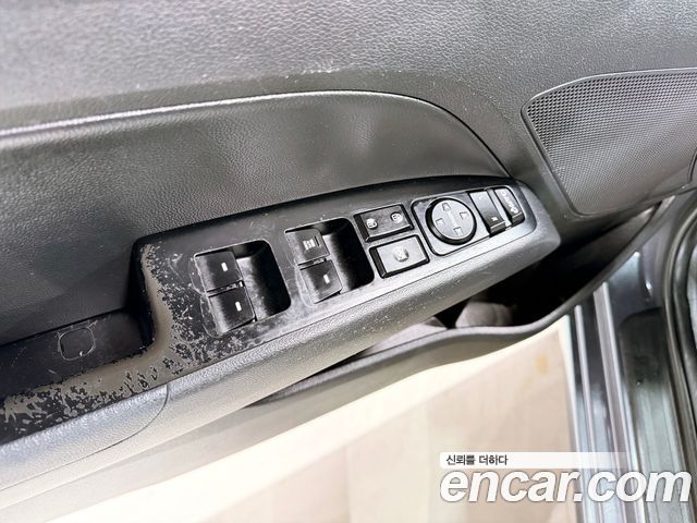 Hyundai AVANTE 2018 — photo 8