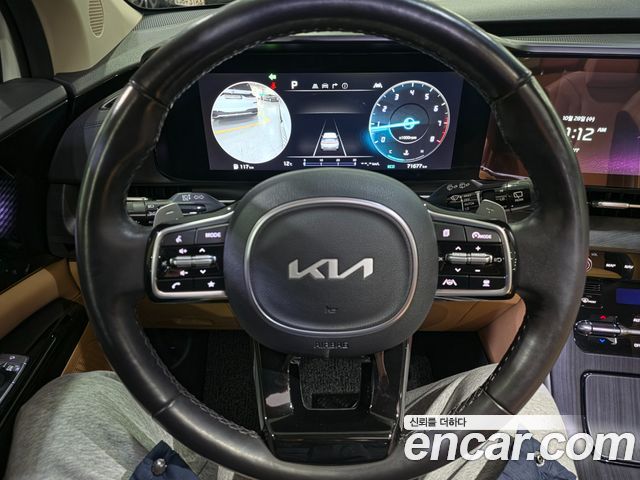 Kia Canival 2023 — photo 10
