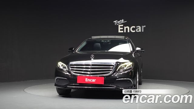 Mercedes-Benz E-Class 2017 — photo 3
