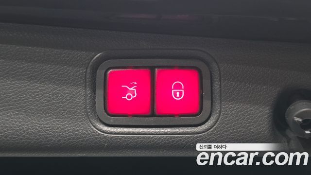 Mercedes-Benz E-Class 2017 — photo 29