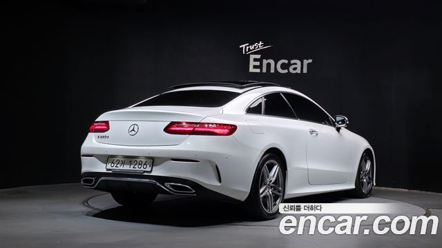 Mercedes-Benz E-Class 2019 — photo 2