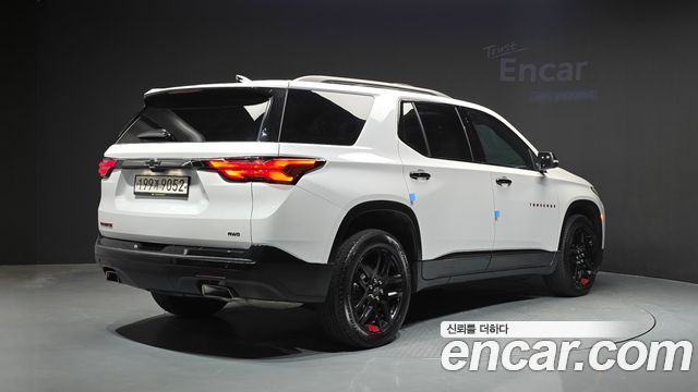 Chevrolet Korea Traverse 2023 — photo 2