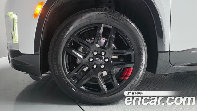 Chevrolet Korea Traverse 2023 — photo 5