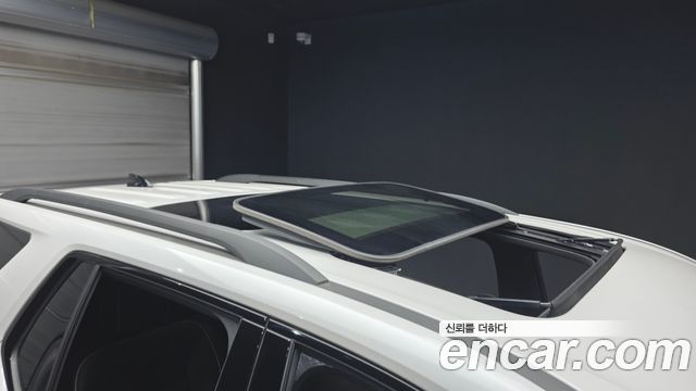 Chevrolet Korea Traverse 2023 — photo 24